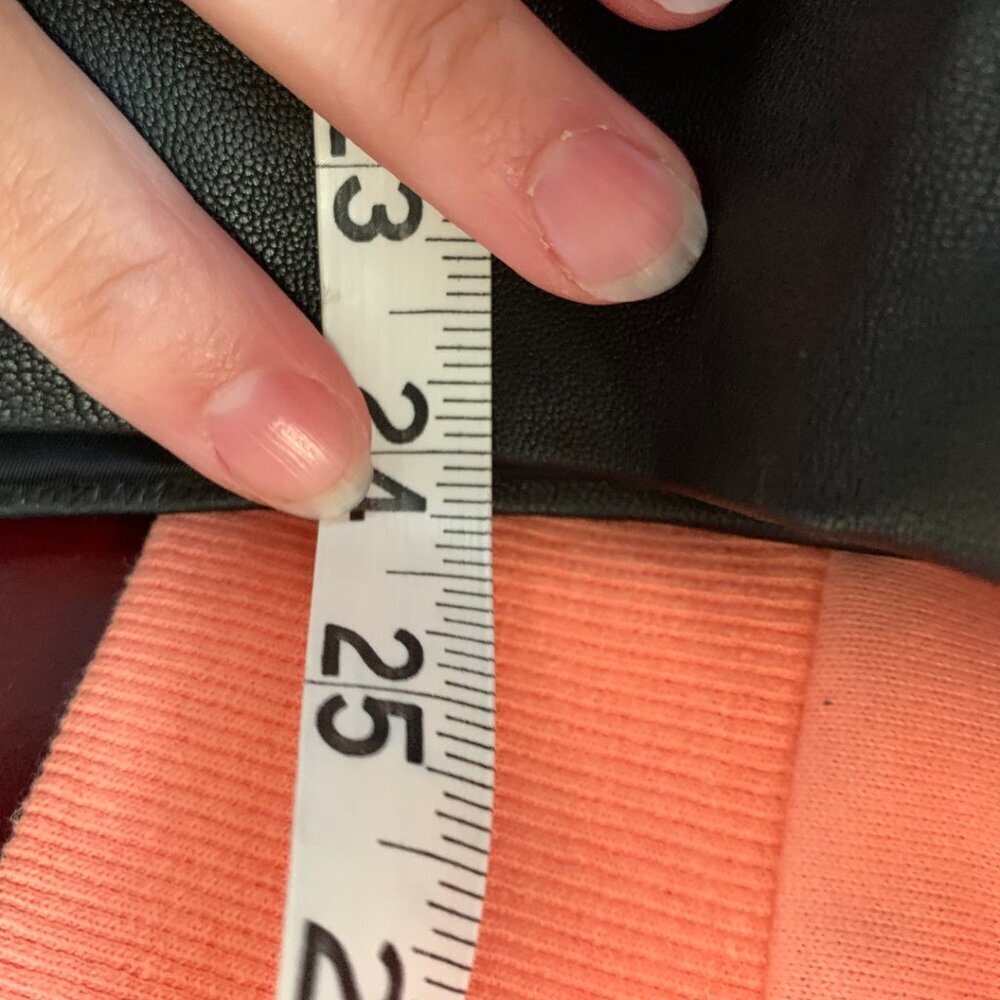 Hugo Boss Black Lambskin Leather Pencil Skirt Womens Size 4 - Picture 7 of 12